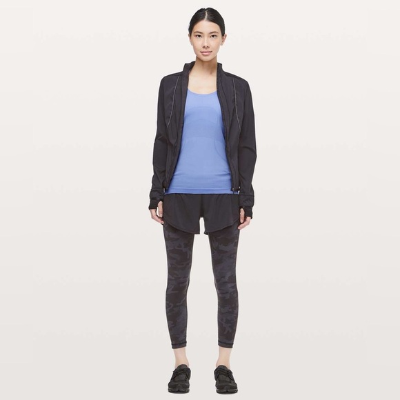 Lululemon Swiftly Tech Racerback Hydrangea Blue - Picture 13 of 13